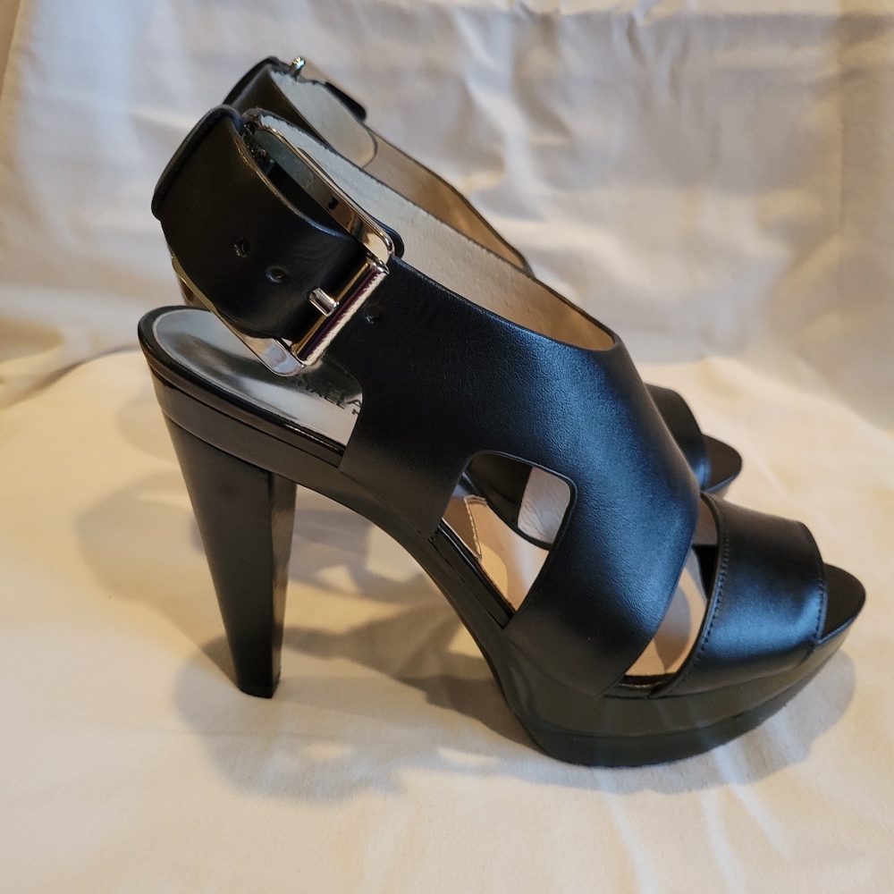 MICHAEL Michael Kors Carla Black Platform